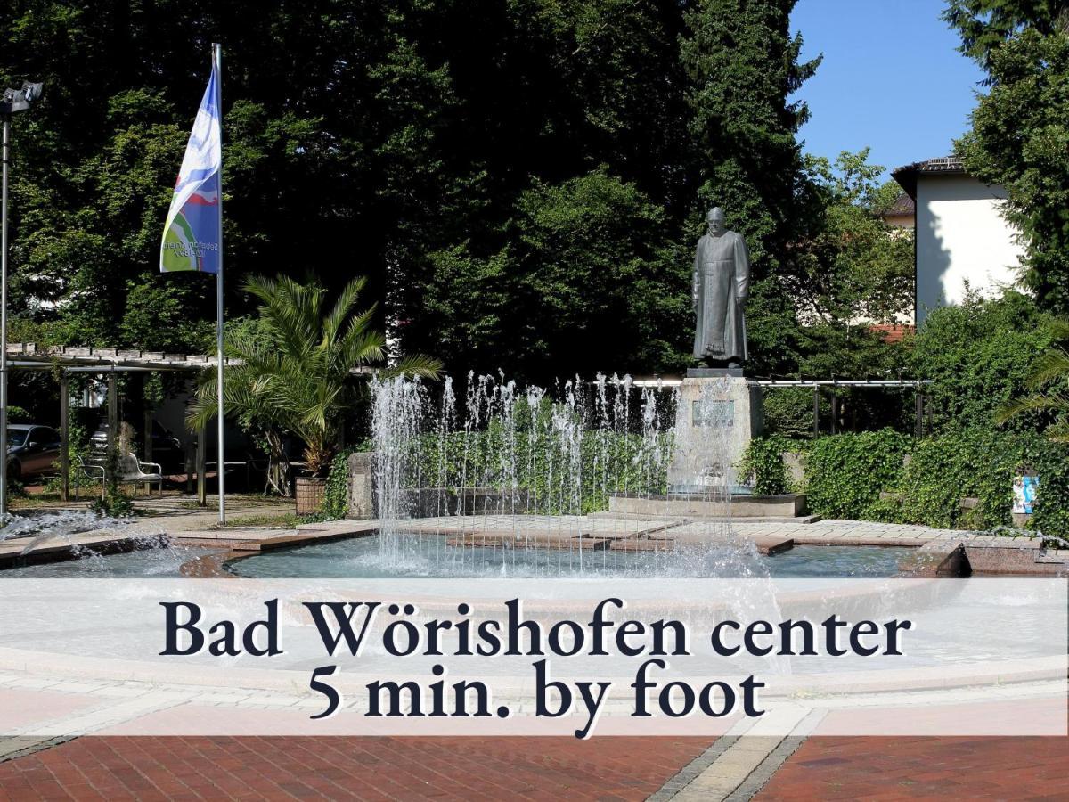 Sehr große Ferienwohnung in bester Lage mit großer Sonnenterrasse l Innenstadtnähe l 1 Minute zum Bahnhof l Große Küche l TV l Extra-WC l Free-WLAN l Willkommen im Hallo!-Apartment 5 Bad Wörishofen Exterior foto