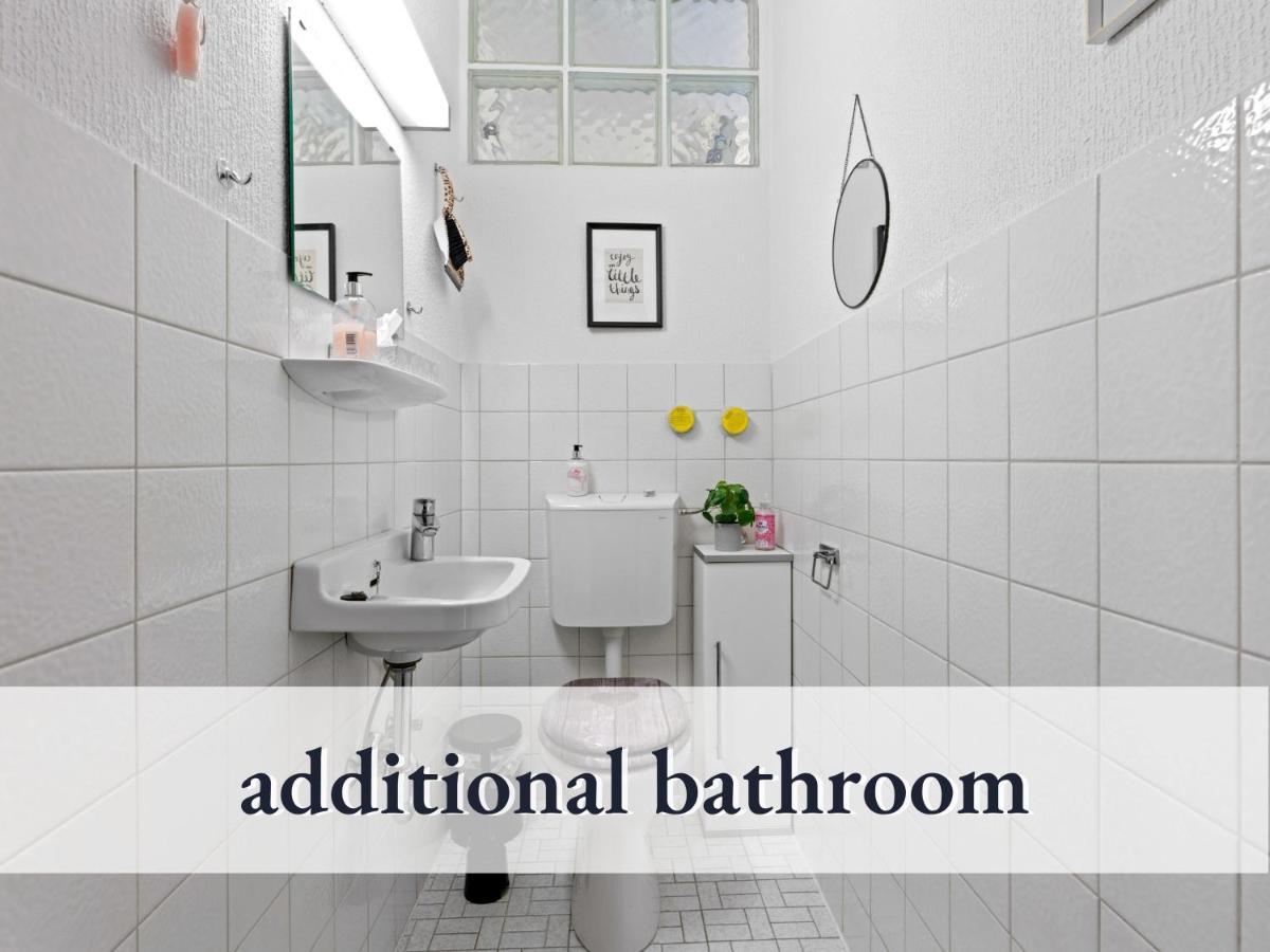 Sehr große Ferienwohnung in bester Lage mit großer Sonnenterrasse l Innenstadtnähe l 1 Minute zum Bahnhof l Große Küche l TV l Extra-WC l Free-WLAN l Willkommen im Hallo!-Apartment 5 Bad Wörishofen Exterior foto